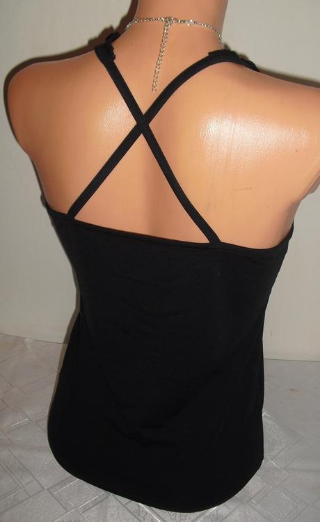 Nipala volanikovy sexy topik, m