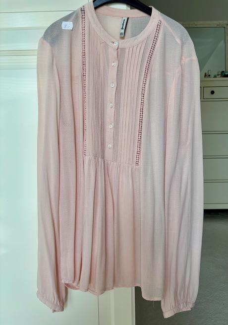 Ľahká blúzka, stradivarius,m