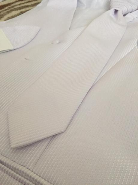 Svadobná vesta pre ženícha, 46