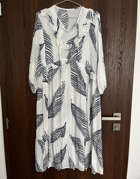 Padavé ľahké šaty, m