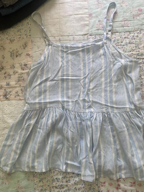 Lahucka letna bluzka, h&m,152