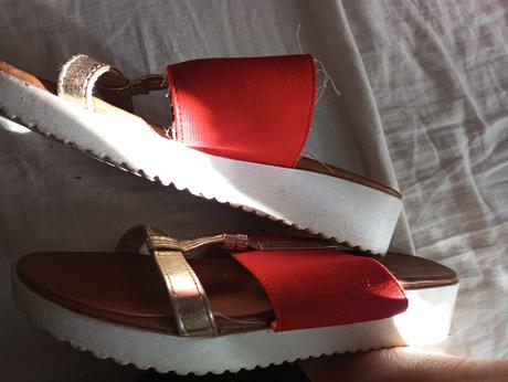 Bielo červené slapky, 36