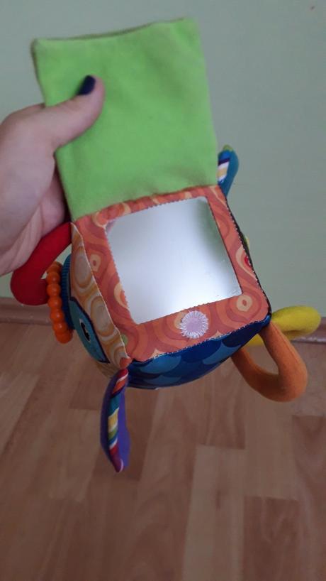 Zavesná chňapacia kocka lamaze,