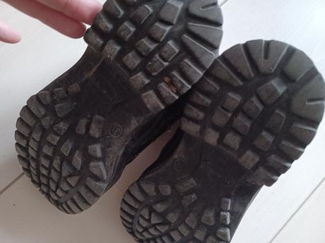 Turisticke topanky 31, 31