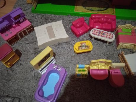 Domček +prislušenstvo, 