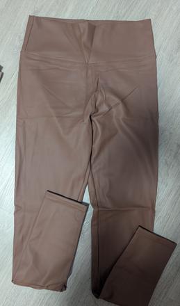 Koženkové legíny, m