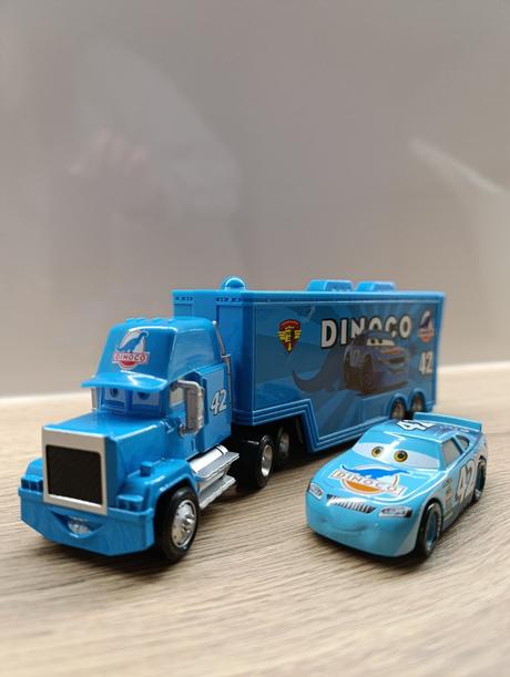 Kamión ,,42,, cars autá mcqueen, 
