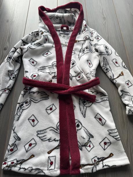 Župan harry potter hedviga, 140