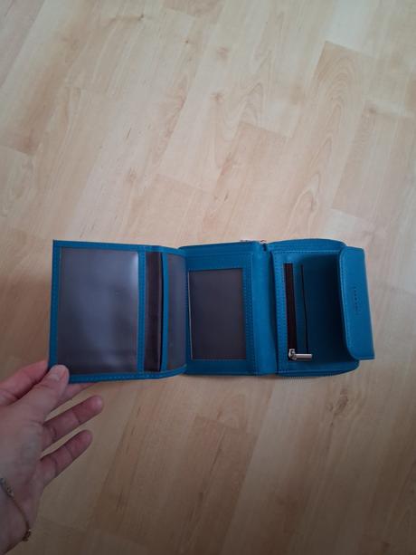 Peňaženka, lara bags