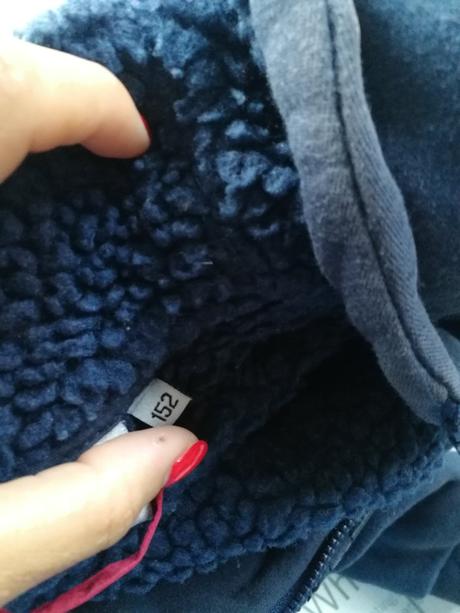 Zateplena mikina, 152