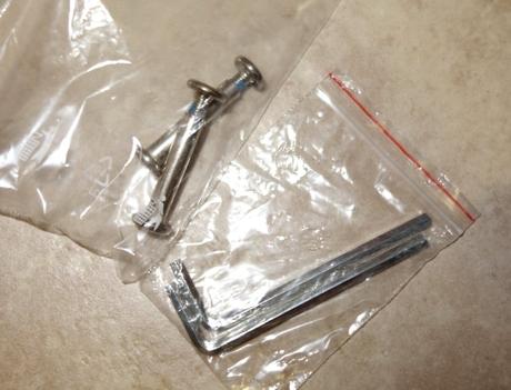 Triskate výborný stav - 27-30, 27