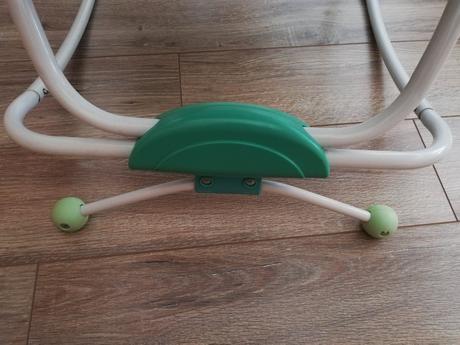 Bright starts peek-a-zoo ležadlo, 