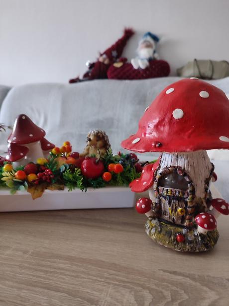 Svietiaca muchotravka domcek 20x15cm,