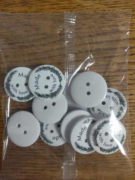 Drevené dekoračné gombiky, 