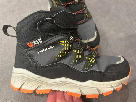 Chlapčenská obuv vo veľkosti 28, 28