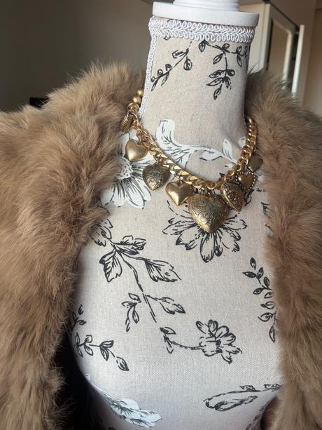 Béžový kožúšok met - veľkosť m, met,m