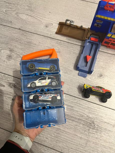 Hotwheels,