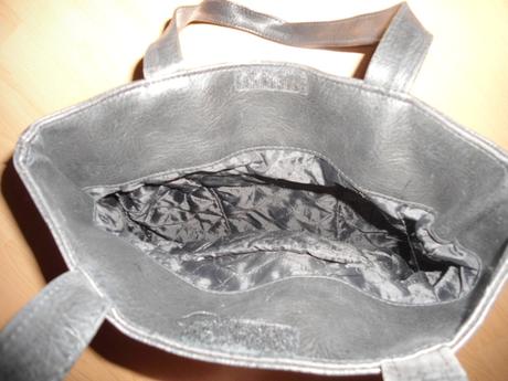 Mala sikovna kabelka, 