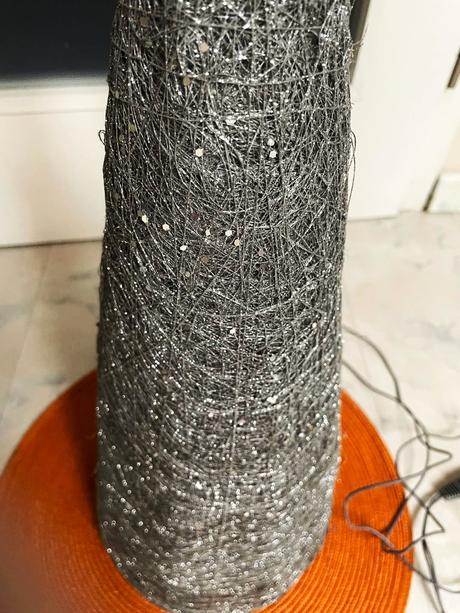 Vianočný kužeľ - lampa, 