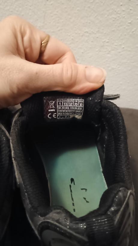 Čierne skechers topanky, skechers,32