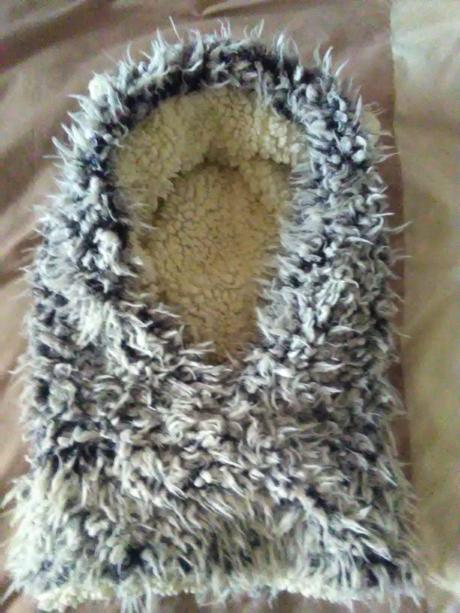 2 krát hunata zábavná kukla, 