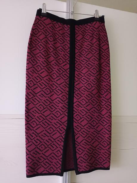 Súprava guess puzdrová sukňa + svetrík na gombíky, guess,xs