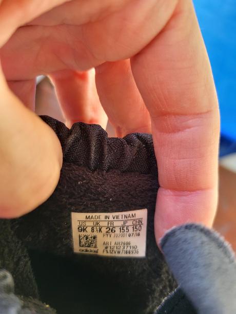 Čižmy +doporučené poštovné, adidas,26