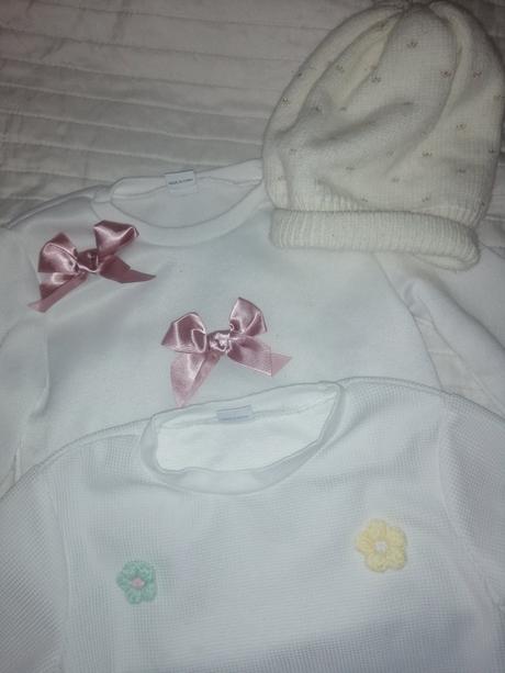 2 mikiny 110+ciapocka, 110