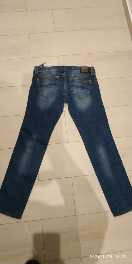 Predam rifle tommy hilfiger, tommy hilfiger,68