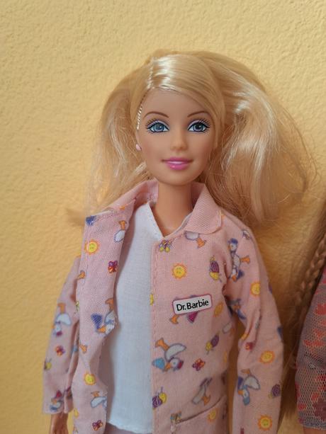 Barbie happy family midge a dr. barbie, 