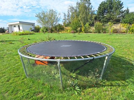 Predam trampolinu, 300-349 cm