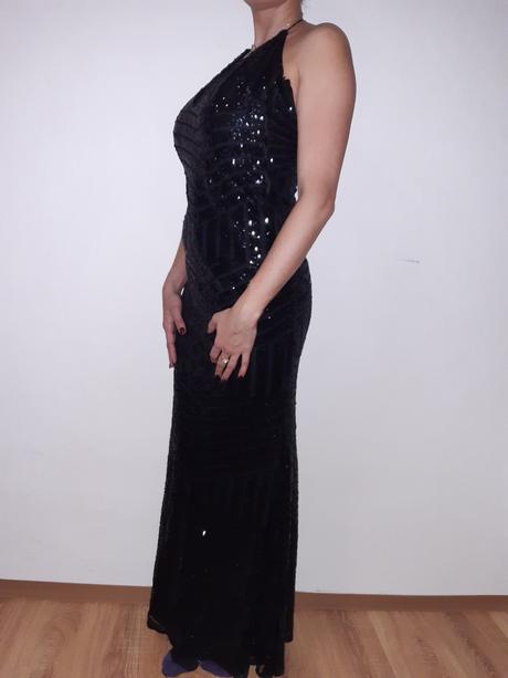 Nové plesové šaty, 38