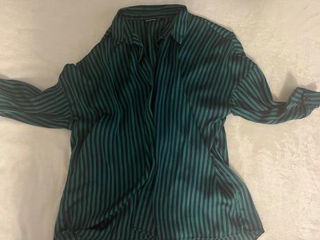 Set krasnych bluzok, 38