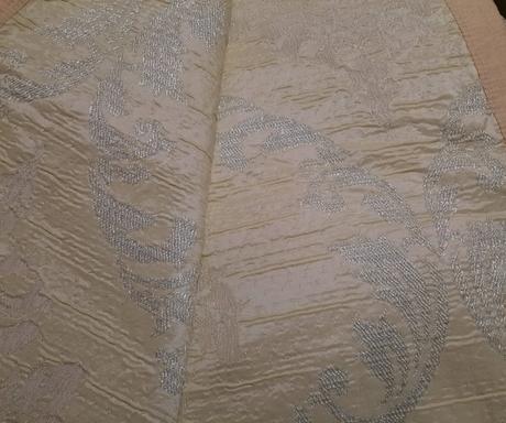 Luxusný prehoz na dvojposteĺ, 