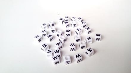 Písmenka kocky biele w, 