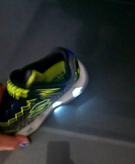 Predam tenisky, skechers,28