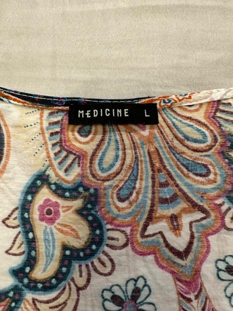 Zaväzovacia blúzka, l