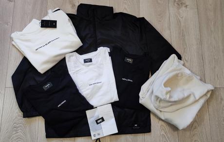 Balik novych veci mamke, m