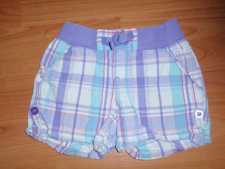 Fialové kraťasy, basics,116