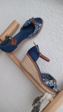 Sandale s postovnym, 40