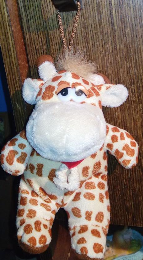 Plyšová žirafa,