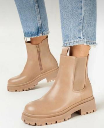 Členkove čižmy, 39