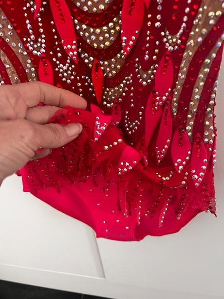 Gymnastický súťažný dres swarovski vel. 6-10 rokov, 128