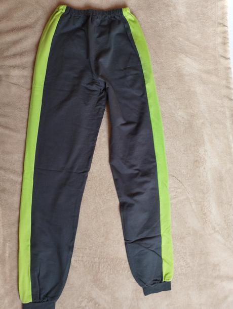 Teplaky, 164