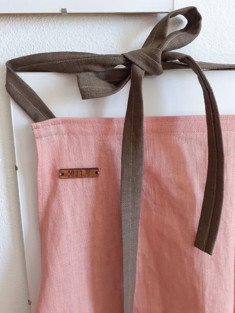 Ľanová zástera s vrecúškom, 