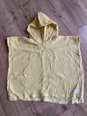 Muselinove ponco na plaz, 