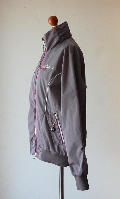 Štýlovú prechodnú bundu (bomber štýl) zn.malouk, s