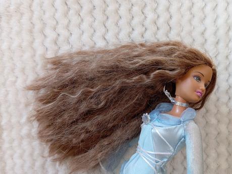 Barbie rayla s dlhými vlasmi 1, 
