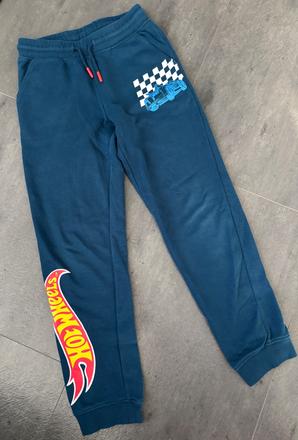 Teplaky hot wheels, 128