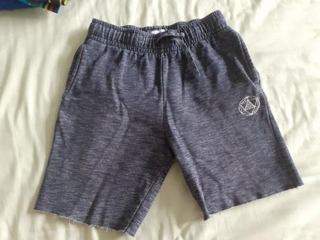 Šortky, f&f,128